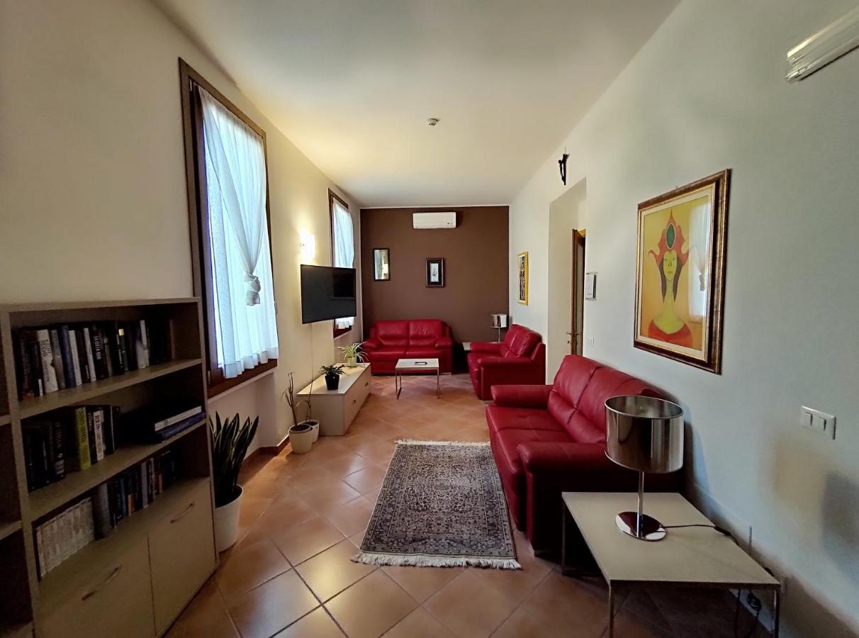 ヴェローナ Domus San Bernardino Bed & Breakfast エクステリア 写真