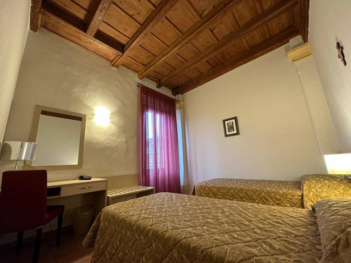 ヴェローナ Domus San Bernardino Bed & Breakfast エクステリア 写真